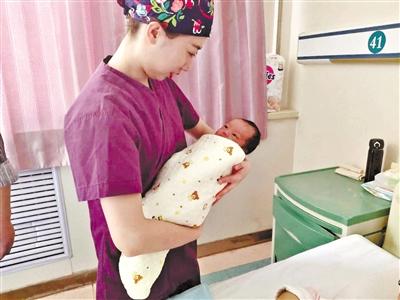 聲聲啼哭清亮 蘭州第一批“20后”閃亮登場！