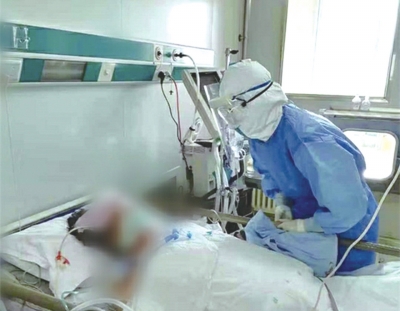 “在隔離病區(qū)里過生日，我永生難忘”