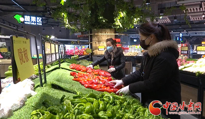 【甘肅全民戰(zhàn)“疫”】靖遠：“疫“不容辭守護市民的菜籃子米袋子（圖）