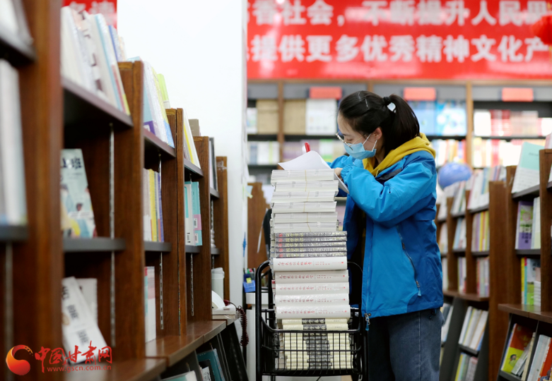 甘肅蘭州：防疫不誤品書(shū)香（組圖）