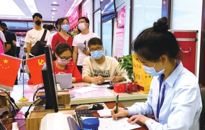 “幸有所愛(ài)，不畏山海” “5·20”當(dāng)天蘭州城關(guān)區(qū)有521對(duì)新人領(lǐng)證