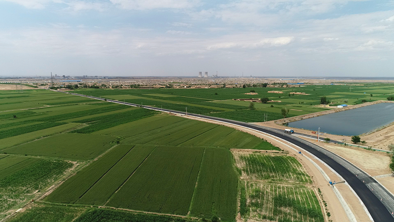 金昌市區(qū)通往火星一號基地的公路預計6月底全線通車