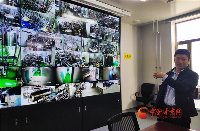 國(guó)家隊(duì)的責(zé)任與擔(dān)當(dāng) 口蹄疫疫苗從蘭州走向全國(guó)