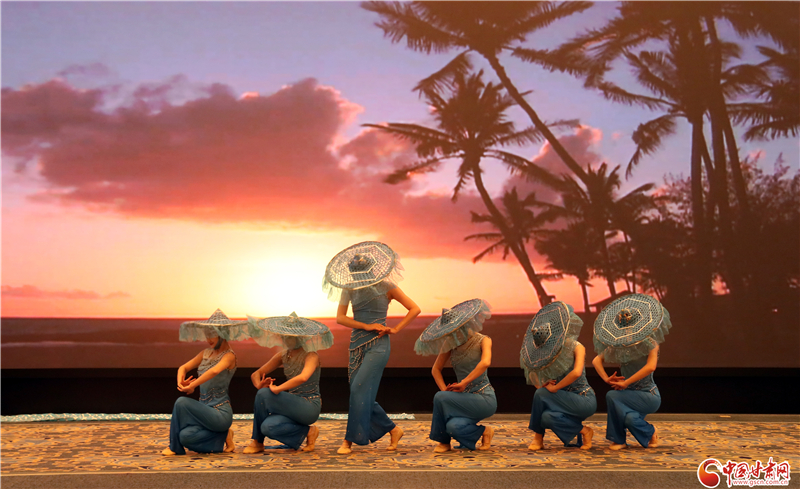 “暖冬遇見北?！背鞘型平橄盗谢顒?dòng)走進(jìn)蘭州