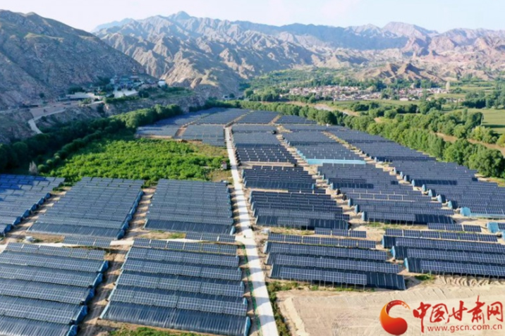 【奮斗百年路 啟航新征程 脫貧攻堅答卷】以村為家，把貧困戶當家人——記全國脫貧攻堅先進個人錢有