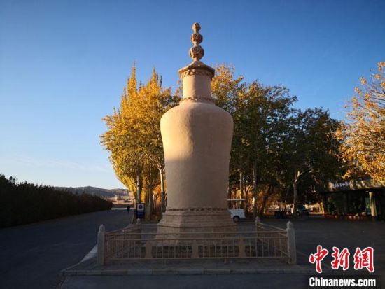 圖為2020年11月，沐浴在晨光中的莫高窟道士塔。(資料圖) 馮志軍 攝