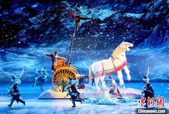 圖為《天下雄關(guān)》演出劇照?！「哒?攝