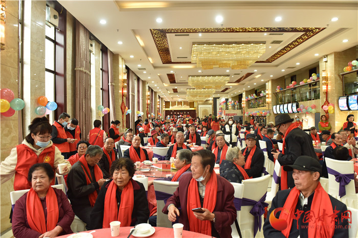 蘭州市城關(guān)區(qū)舉辦重陽節(jié)“共和國(guó)同齡人”聯(lián)誼活動(dòng)