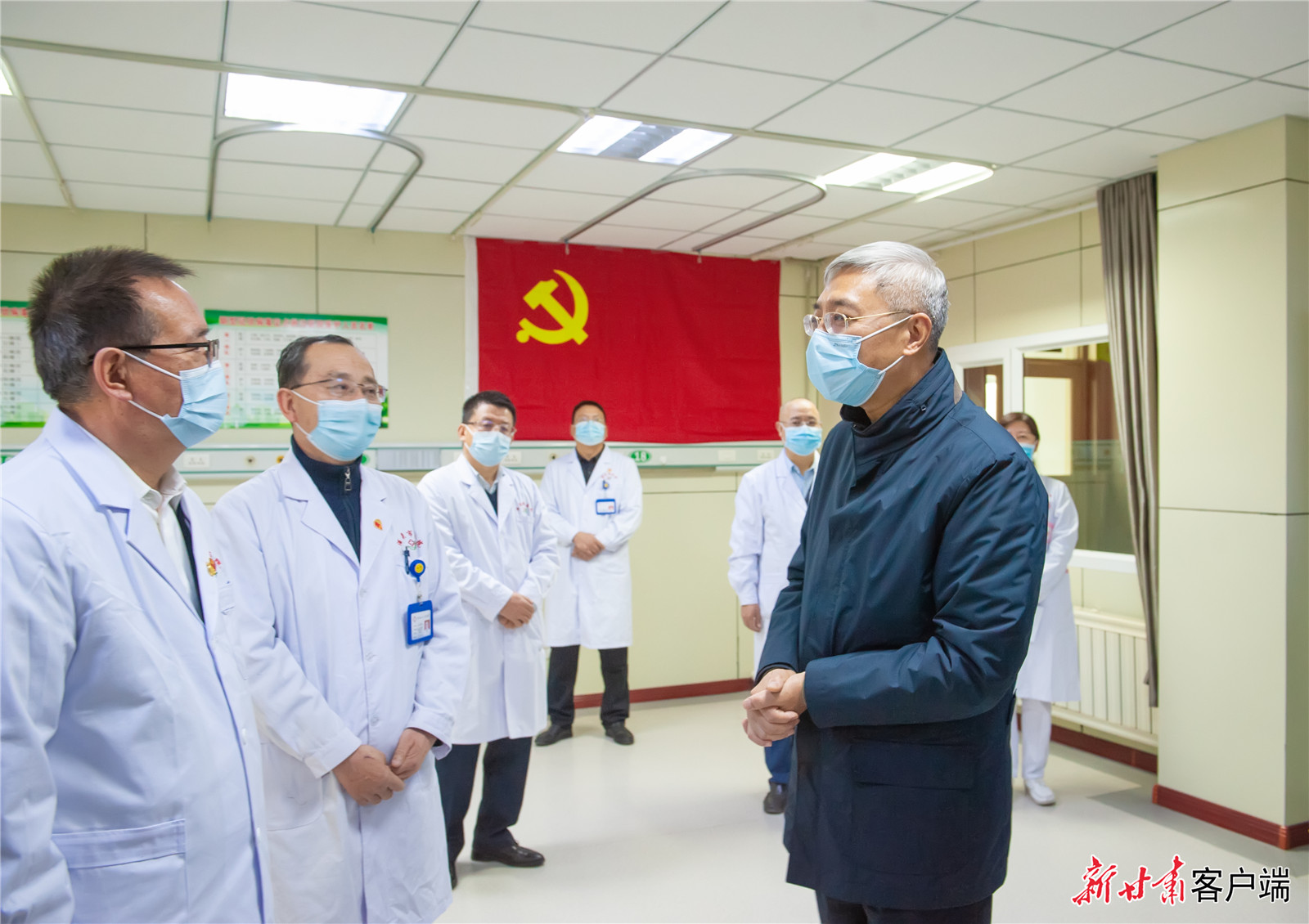 尹弘在嘉峪關(guān)酒泉張掖調(diào)研檢查疫情防控工作時(shí)強(qiáng)調(diào)：扛牢屬地責(zé)任 落細(xì)防控措施 遏制擴(kuò)散蔓延，同心協(xié)力堅(jiān)決打贏疫情防控遭遇戰(zhàn)阻擊戰(zhàn)