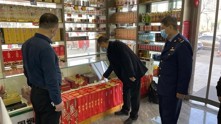 永登縣市場(chǎng)監(jiān)管局開(kāi)展“3·15”價(jià)格專(zhuān)項(xiàng)執(zhí)法檢查