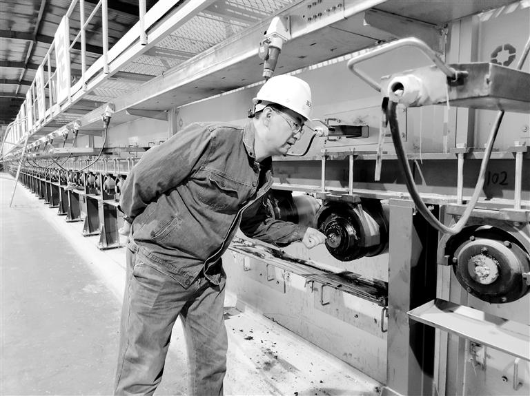 高溫下的堅(jiān)守，讓世界變得更“透明”