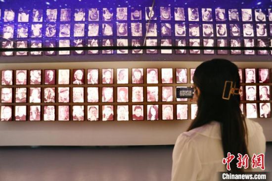 2021年8月21日，蘭州市民參觀讀者博物館。(資料圖) 高展 攝