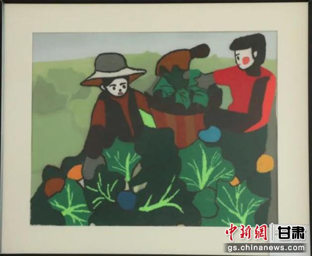 皋蘭縣高原夏菜項(xiàng)目幫助當(dāng)?shù)貗D女增收致富。刺繡 黃淑娟 繡稿 趙海科